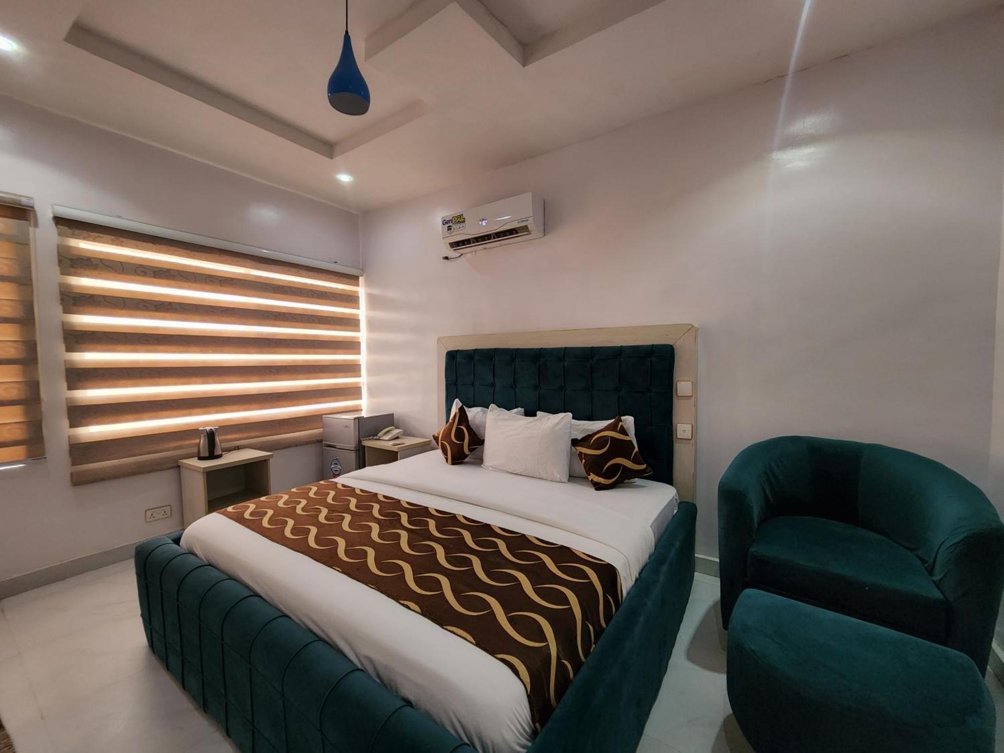 Paradise Beach Resort Lagos Eksteriør bilde